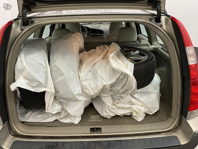 Volvo V70 7