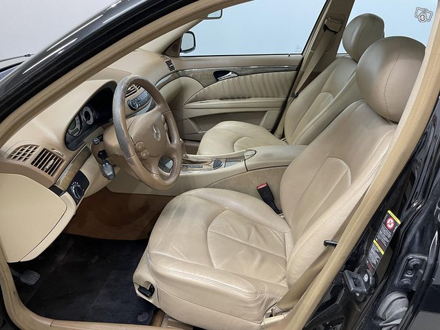 Mercedes-Benz E 9