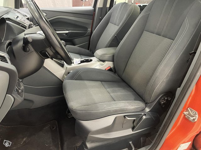 Ford C-MAX Grand 9