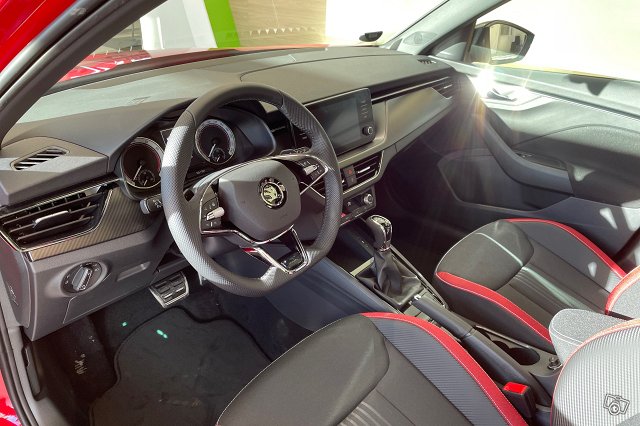 SKODA Kamiq 8