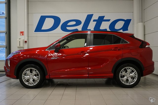 MITSUBISHI ECLIPSE CROSS 3
