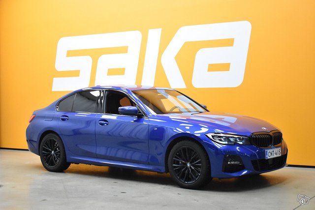 BMW 330
