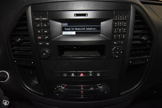 Mercedes-Benz Vito 17