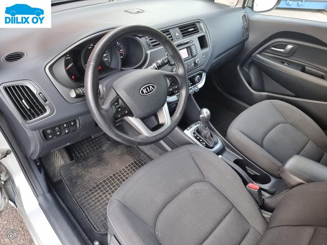 Kia Rio 10