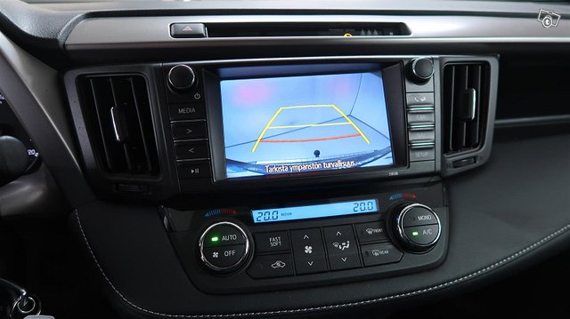 TOYOTA RAV4 18