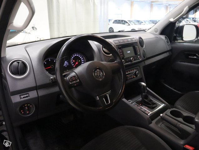 Volkswagen Amarok 9