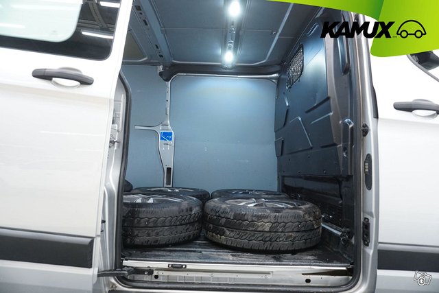 Ford Transit Custom 12