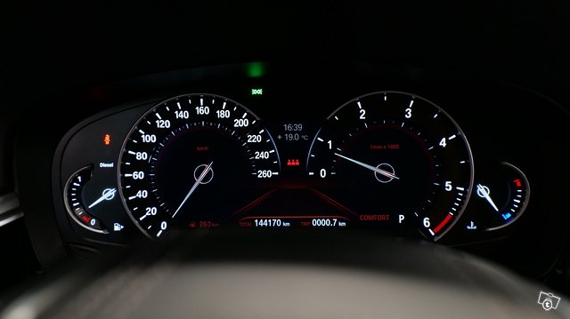 BMW 5-SARJA 11