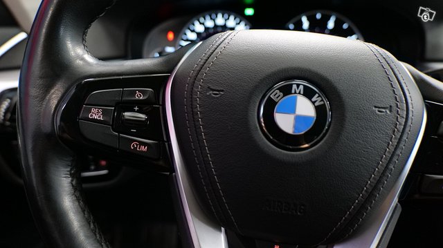 BMW 5-SARJA 13