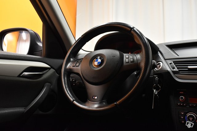 BMW X1 16