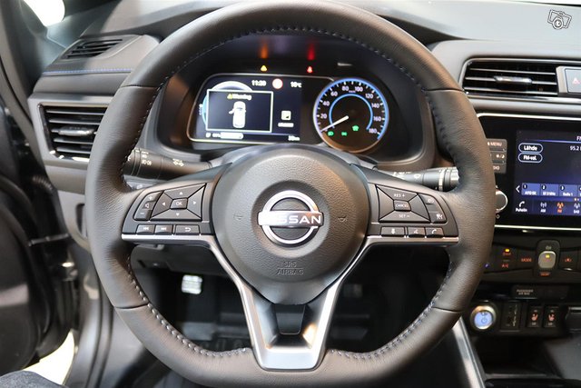 Nissan Leaf 8