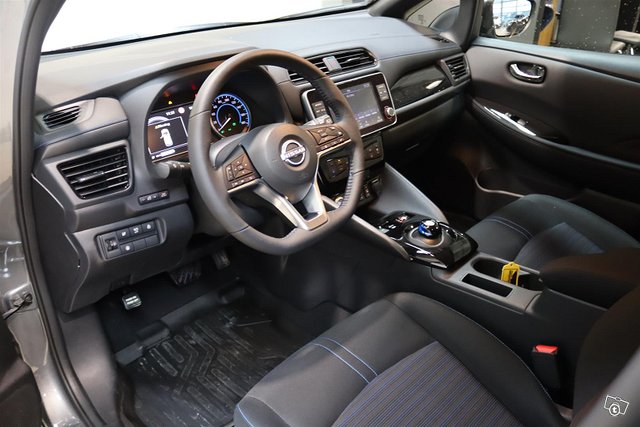 Nissan Leaf 10