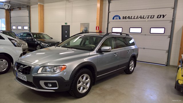 Volvo XC70
