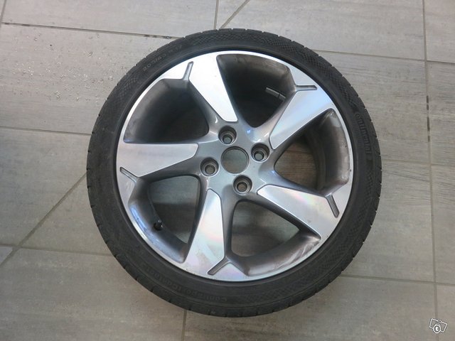 Ford Fiesta 12