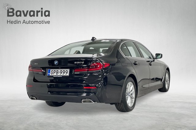 BMW 530 2