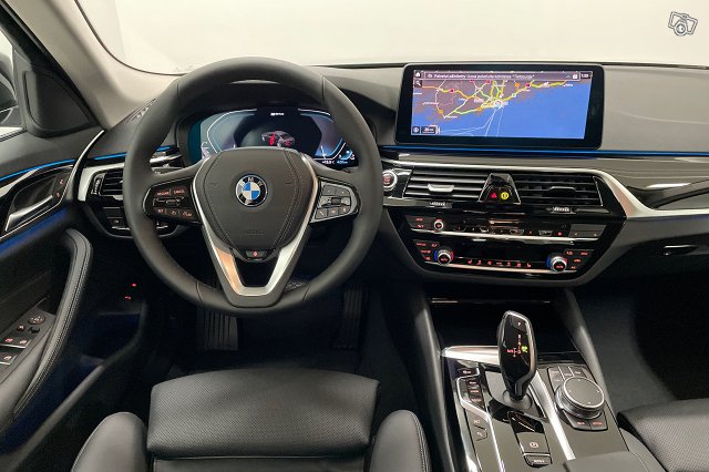 BMW 530 6
