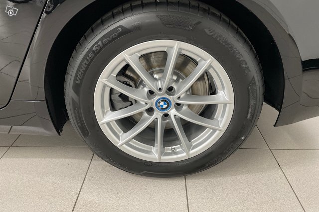 BMW 530 10