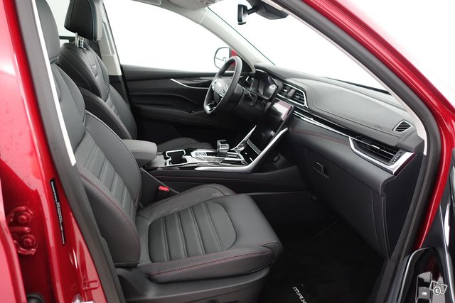 Maxus Euniq 7