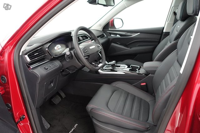 Maxus Euniq 8
