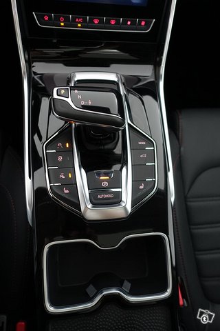 Maxus Euniq 17