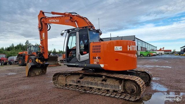 Hitachi ZX225USLC-3 2