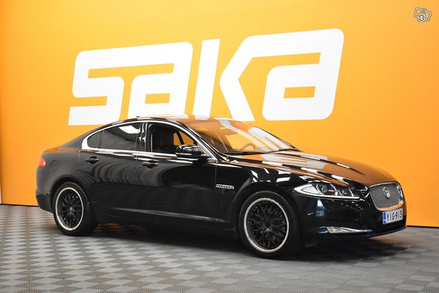 Jaguar XF