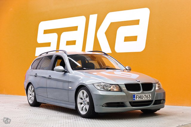 BMW 325