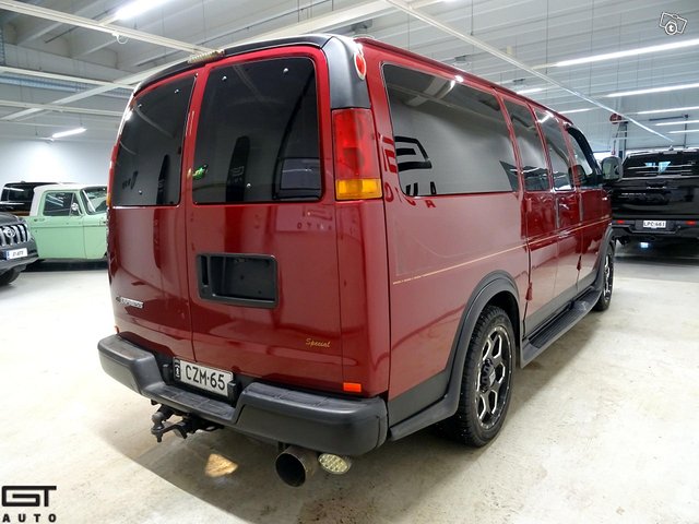Chevrolet Express 5