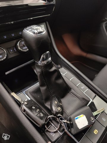Skoda Superb 16
