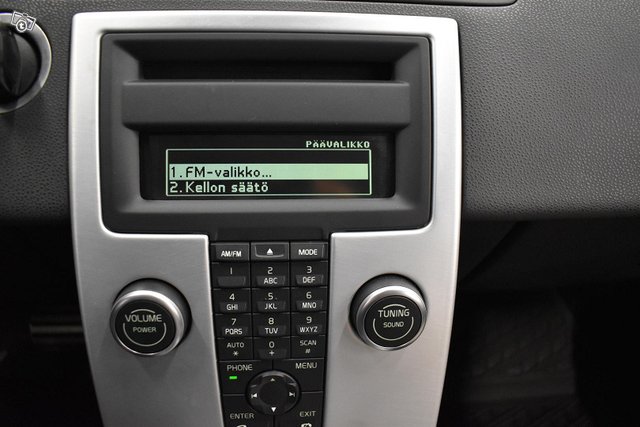 Volvo V50 19