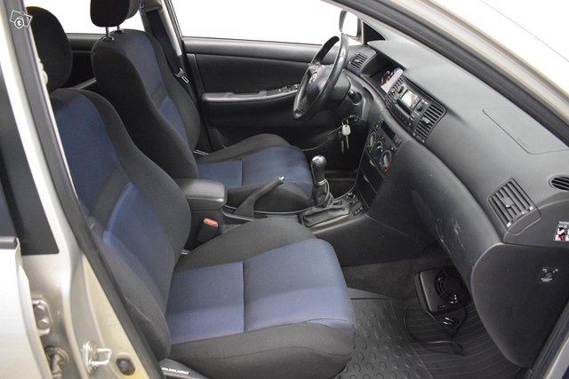 Toyota Corolla 18
