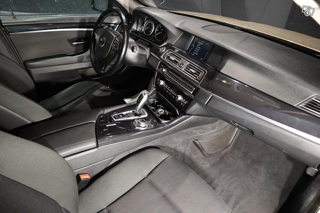 BMW 520 9