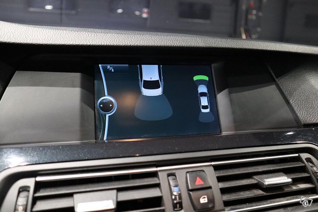 BMW 520 18