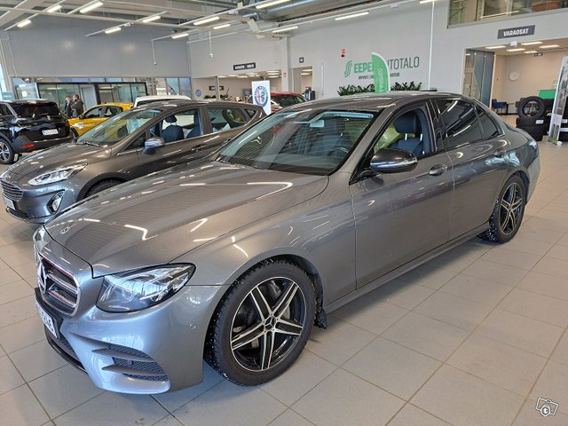 Mercedes-Benz E