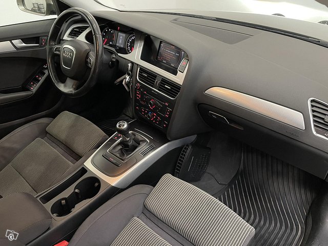 Audi A4 15