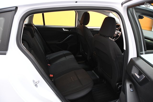 Ford Focus 12