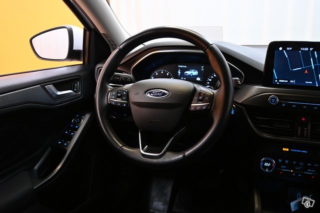 Ford Focus 13