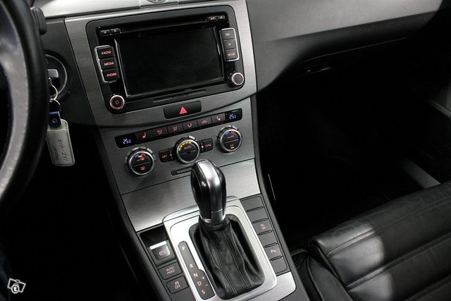 Volkswagen Passat 22