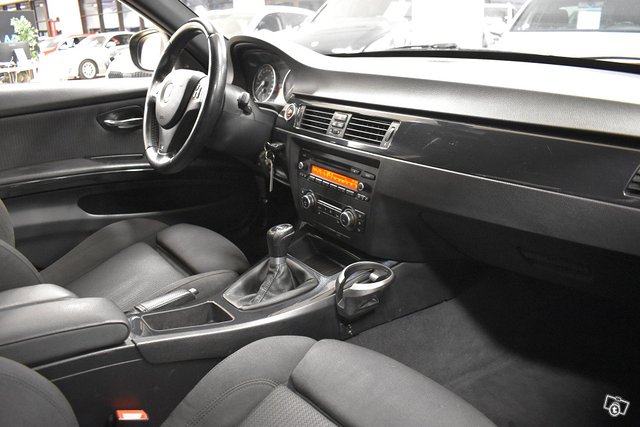 BMW 320 14