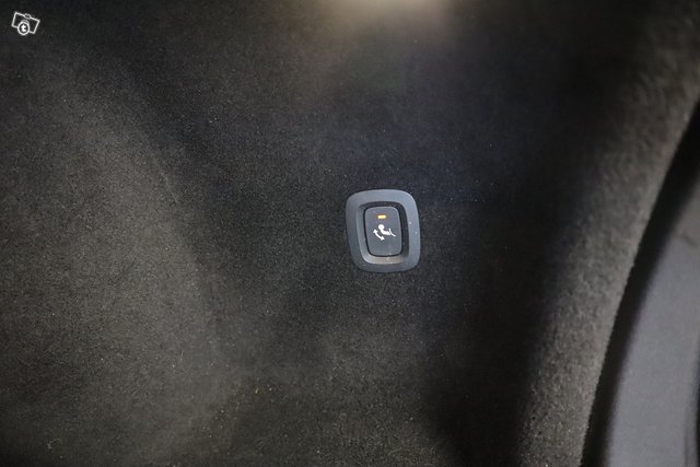 Volvo V60 16