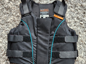 Turvaliivi Lasten Outlyne Airowear, Satulat ja varusteet, Hevoset ja hevosurheilu, Mikkeli, Tori.fi Turvaliivi Lasten Outlyne Airowear, Satulat ja varusteet, Hevoset ja hevosurheilu, Mikkeli, Tori.fi
