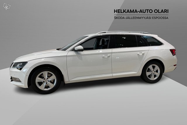 SKODA SUPERB 5