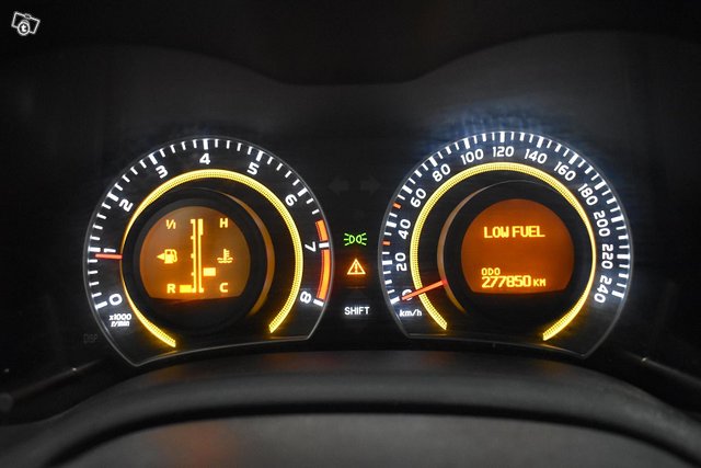 Toyota Corolla 16