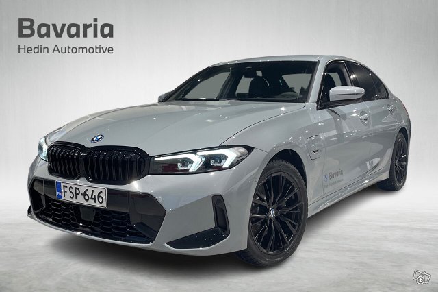 BMW 330 1