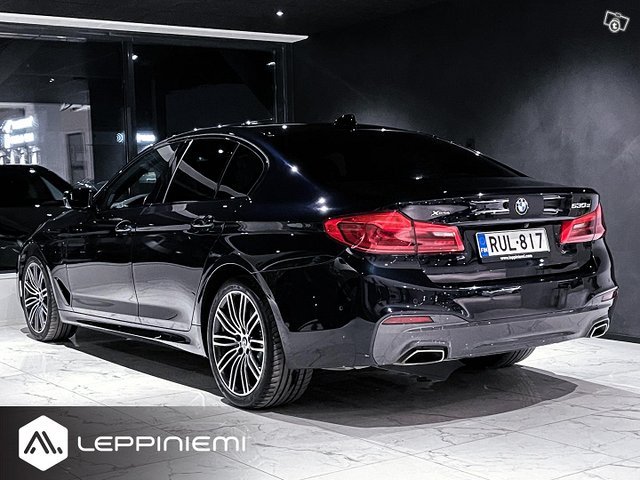 BMW 530 8