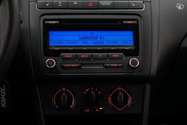 Volkswagen Polo 11