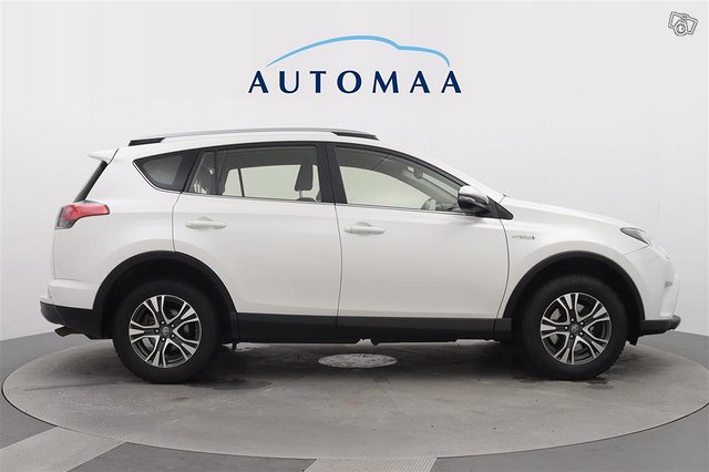 TOYOTA RAV4 4