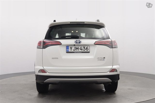 TOYOTA RAV4 6