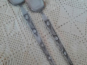 Kukkavartiset salaattiottimet, Keittiövälineet, Keittiötarvikkeet ja astiat, Lapua, Tori.fi Kukkavartiset salaattiottimet, Keittiövälineet, Keittiötarvikkeet ja astiat, Lapua, Tori.fi