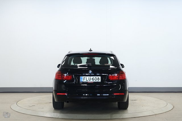 BMW 320 6